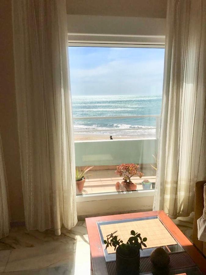 Gatu Premium Villa Isabel Terraza,Parking,1ºlinea Playa,Wifi,Vista Al Mar , Preferente Mayores De 25 Anos Y Familias Καντίζ Εξωτερικό φωτογραφία